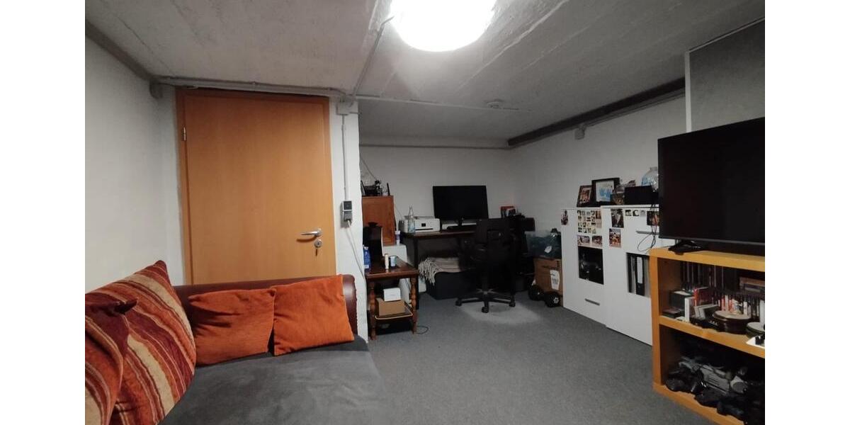 Doppelhaushälfte Mönchengladbach Süd - 7 Zimmer, 145 m&sup2;, 2.250&euro; | Angebot:24742224