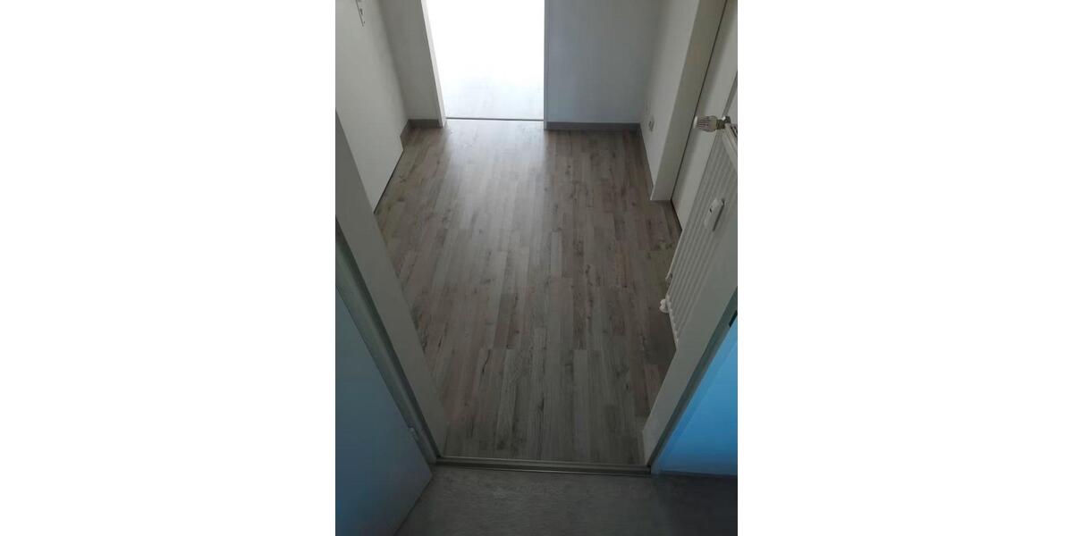 Etagenwohnung Schwerin Friedrichsthal - 2 Zimmer, 64 m&sup2;, 700&euro; | Angebot:26023793