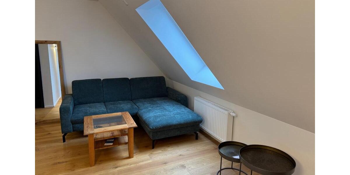 Dachgeschoßwohnung Amberg - 2 Zimmer, 68 m&sup2;, 890&euro; | Angebot:25990712