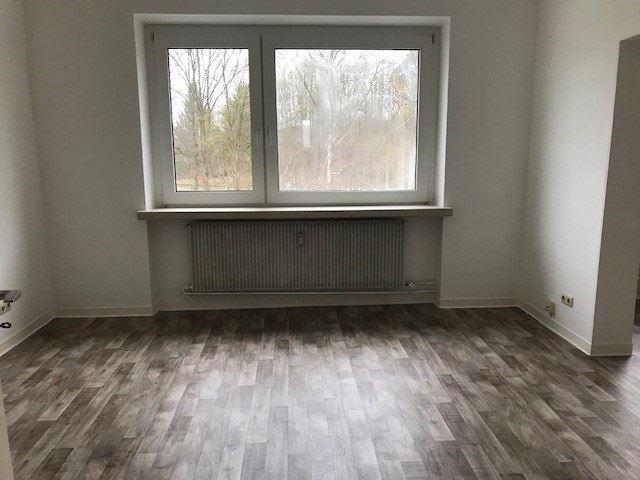 +++ 1 Monat mietfrei! 4 Raumwohnung mit Balkon +++ 4 zimmer