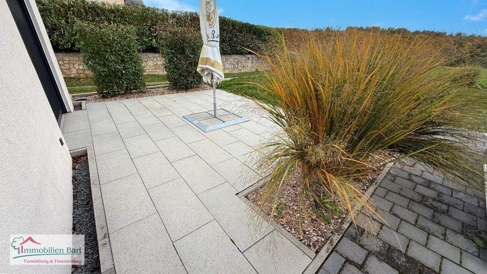 Bungalow Perl / Nennig Nennig - 3 Zimmer, 95 m&sup2;, 1.300&euro; | Angebot:25677841