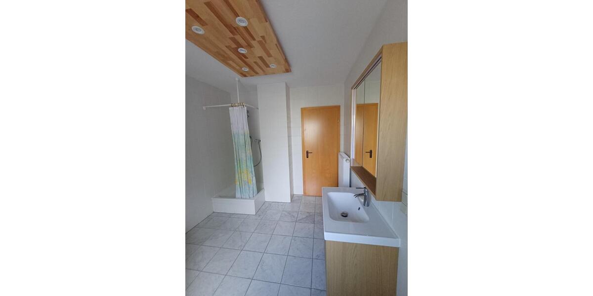 Erdgeschoßwohnung Herborn - 3 Zimmer, 87 m&sup2;, 710&euro; | Angebot:26587168
