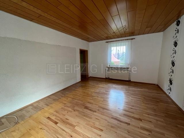 Etagenwohnung Lützen - 3 Zimmer, 110 m&sup2;, 695&euro; | Angebot:23767730
