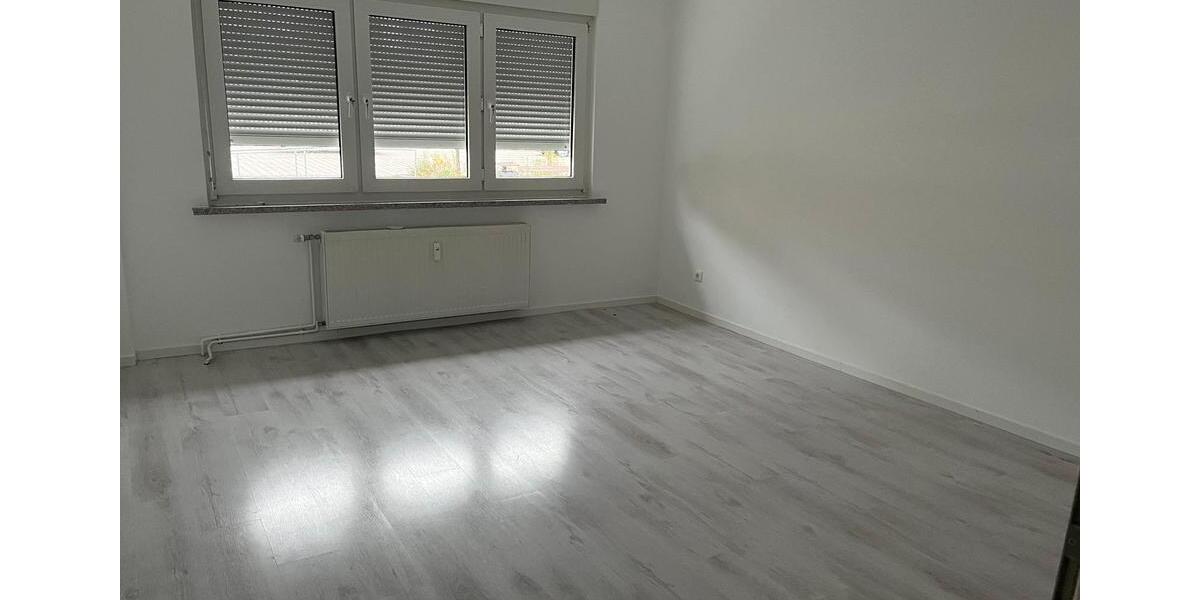 4 Zimmer Wohnung zu Vermieten 4 zimmer