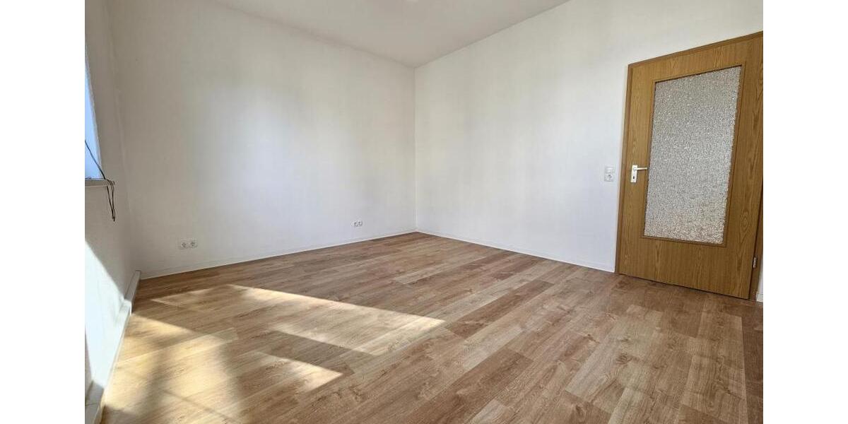 Etagenwohnung Aue-Bad Schlema Bad Schlema - 3 Zimmer, 88 m&sup2;, 481&euro; | Angebot:25867465