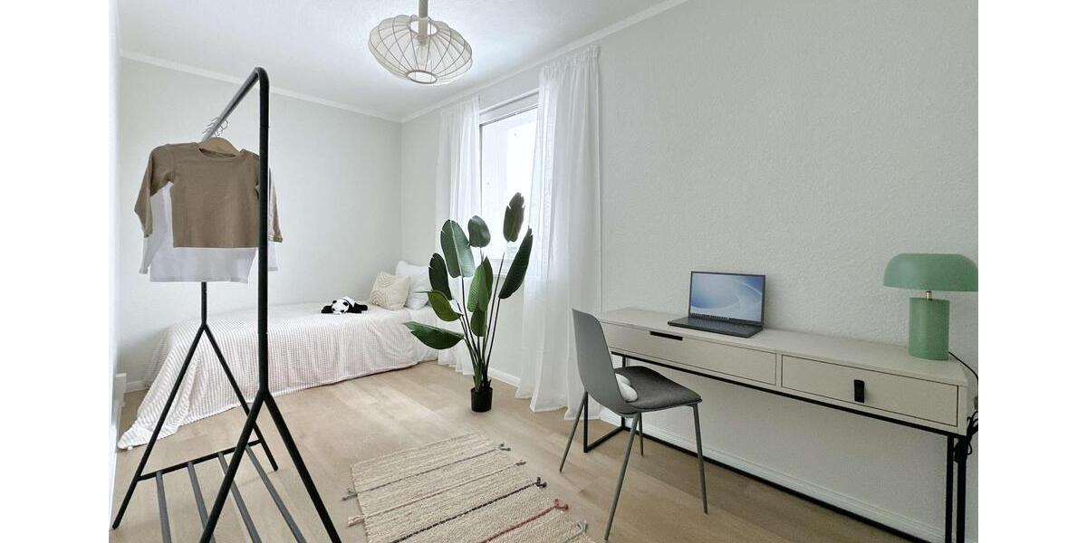 Etagenwohnung Sanitz - 5 Zimmer, 104 m&sup2;, 1.395&euro; | Angebot:25925494