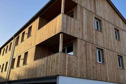 Wohnung Buchbach - 3 Zimmer, 81 m&sup2;, 850&euro; | Angebot:27363727