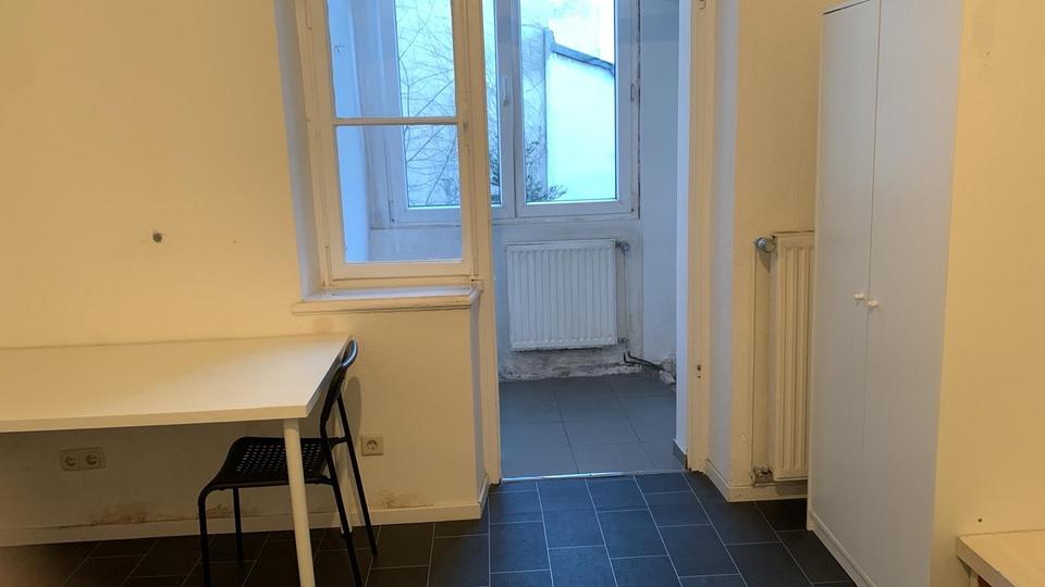 Möbliertes WG-Zimmer zentral in Duisburg! 4 zimmer