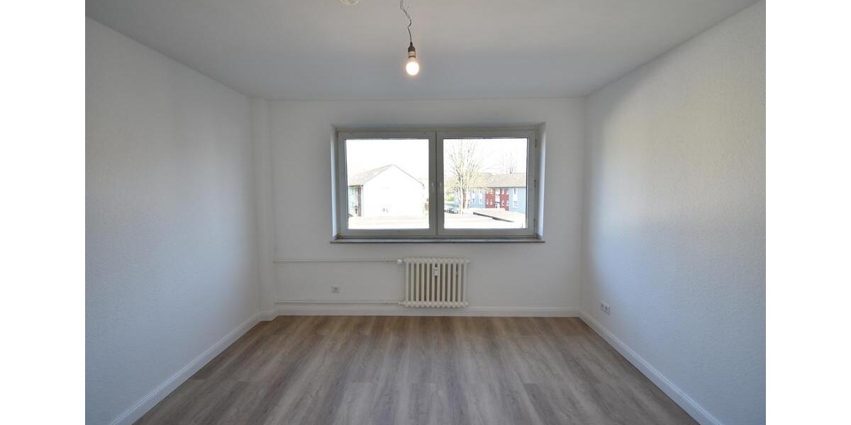 Etagenwohnung Duisburg Walsum - 3 Zimmer, 81 m&sup2;, 795&euro; | Angebot:25870126
