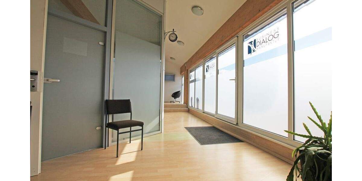 Gewerbeobjekt Hannover Vahrenheide - 1 Zimmer, 570 m&sup2;, 4.200&euro; | Angebot:25245498