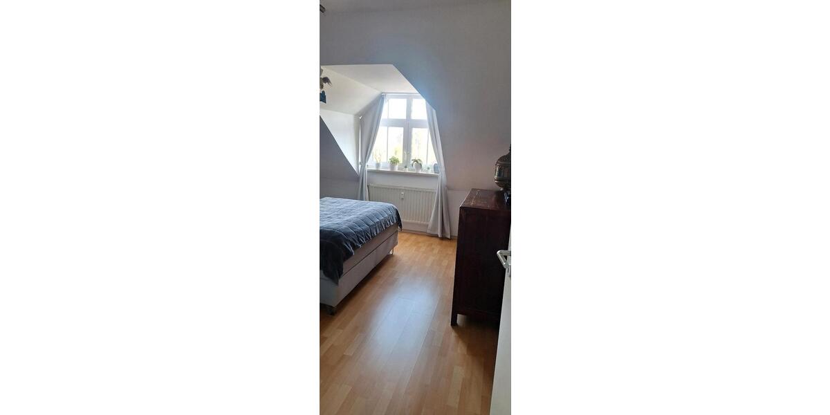Dachgeschoßwohnung Selb - 2.5 Zimmer, 66 m&sup2;, 480&euro; | Angebot:26476781