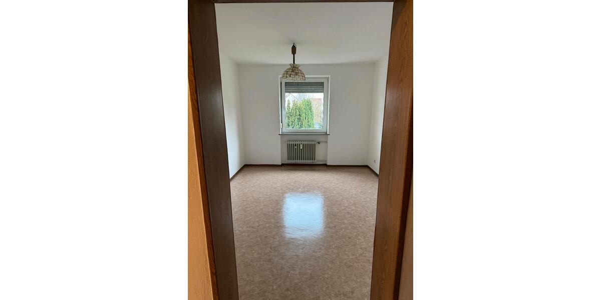 Etagenwohnung Rothenburg ob der Tauber - 3 Zimmer, 75 m&sup2;, 750&euro; | Angebot:25017957