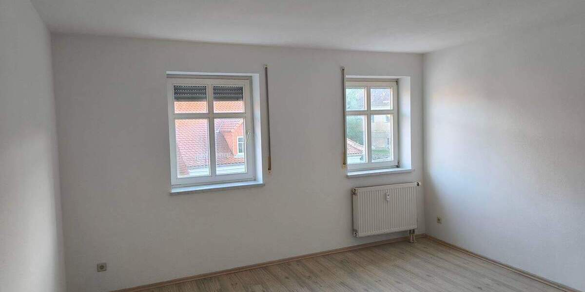 Etagenwohnung Königsbrück Stenz - 3 Zimmer, 80 m&sup2;, 440&euro; | Angebot:25671762