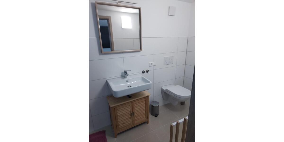 Terrassenwohnung Berghülen - 1 Zimmer, 20 m&sup2;, 35&euro; | Angebot:25407152