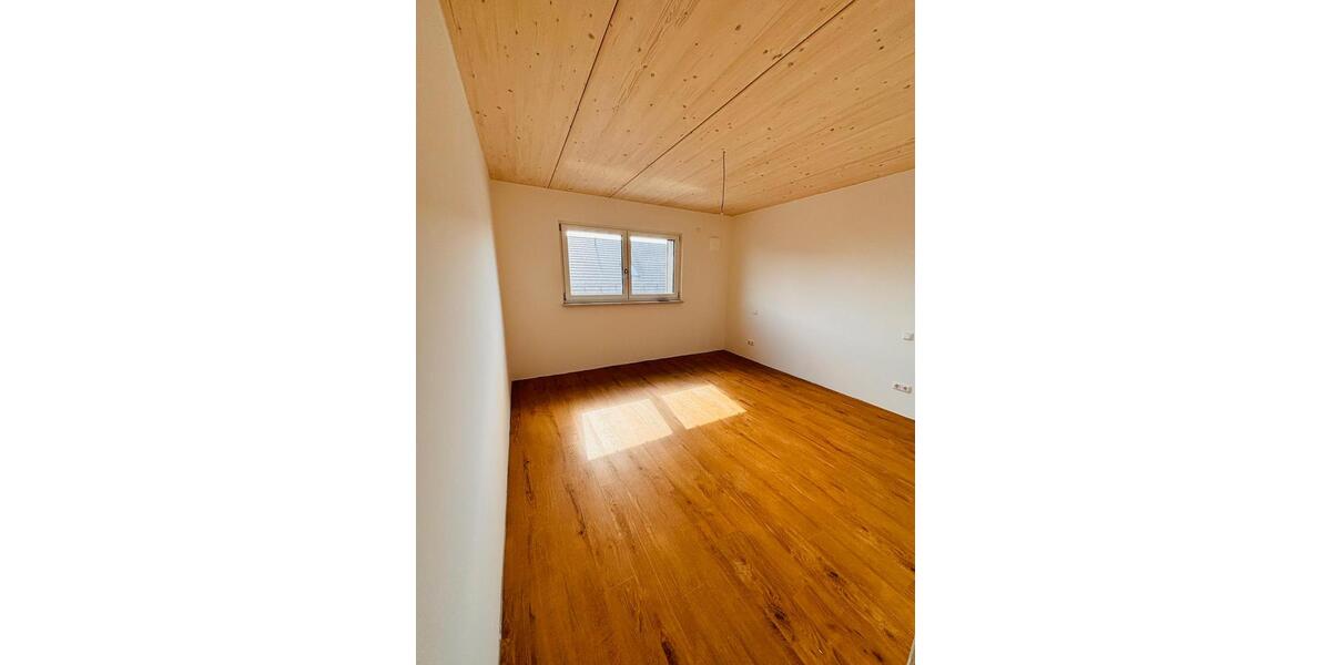 Erdgeschoßwohnung Straubing - 2 Zimmer, 58 m&sup2;, 642&euro; | Angebot:25982191