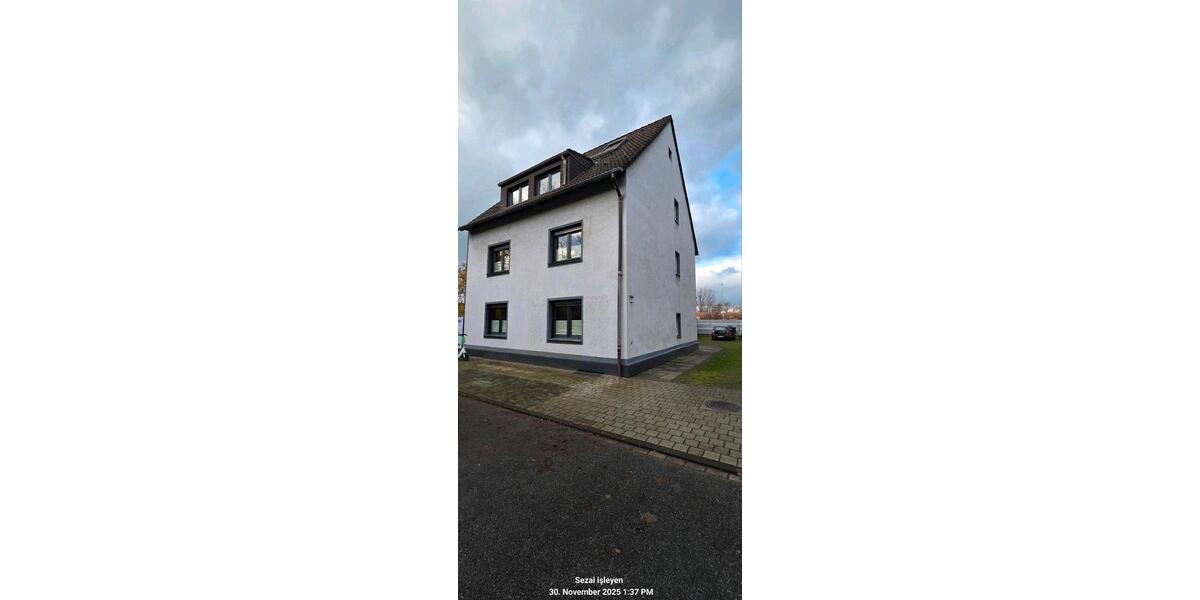 Helle 3,5 Zimmer Maisonette-Wohnung im 2. OG in Hüttenheim 3 zimmer