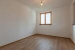Etagenwohnung Neuburg am Inn - 4.5 Zimmer, 130 m&sup2;, 1.250&euro; | Angebot:26131537
