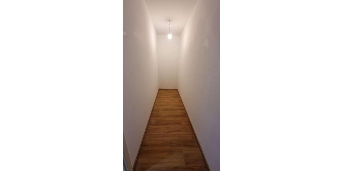 Etagenwohnung Hermeskeil - 4 Zimmer, 81 m&sup2;, 680&euro; | Angebot:25650811