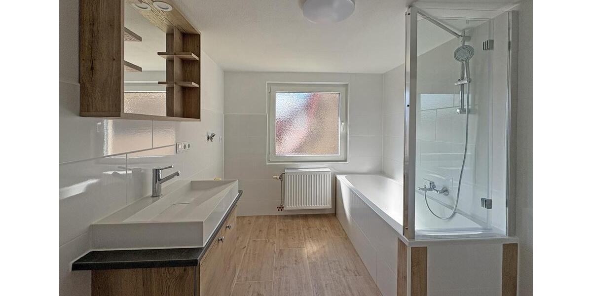 Etagenwohnung Kronach - 3 Zimmer, 120 m&sup2;, 950&euro; | Angebot:26131542