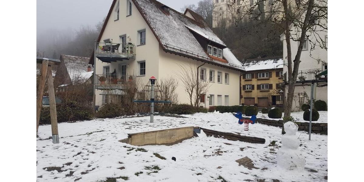 Schöne Gut aufgeteilte 2 Zimmer Wohnung mit Balkon 2 zimmer