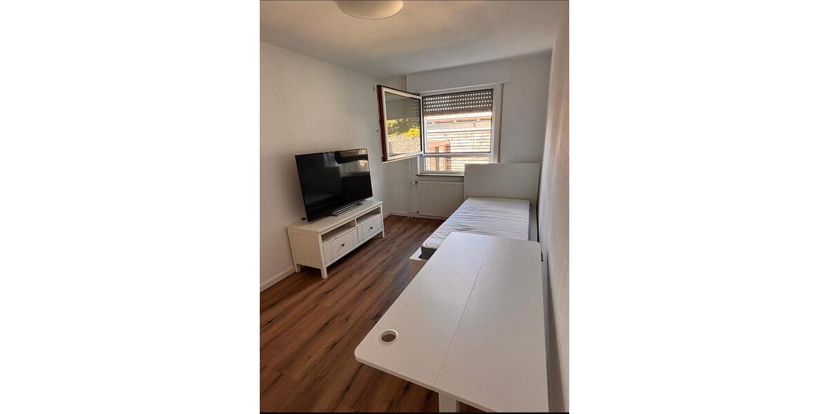 Wohnen auf Zeit Friedrichshafen - 1 Zimmer, 14 m&sup2;, 550&euro; | Angebot:26237693