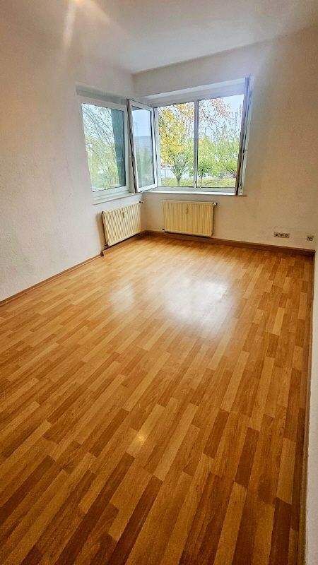 WOHNEN IM ZENTRUM-NORD - HALLO KLEINE FAMILIE... 3 zimmer