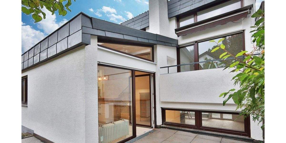 Doppelhaushälfte Leonberg - 5 Zimmer, 175 m&sup2;, 2.740&euro; | Angebot:24874253