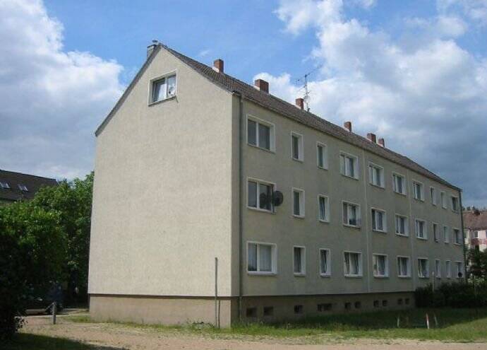 Etagenwohnung Plattenburg Glöwen - 4 Zimmer, 68 m&sup2;, 440&euro; | Angebot:25969108