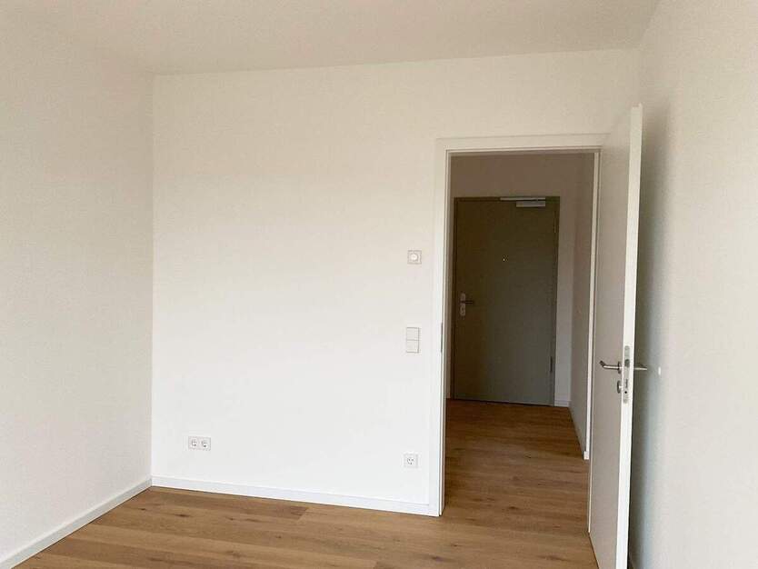 **Familien Willkommen** Wohngenuss im NEUBAU mit Dachterrasse, Tageslichtbad, Einbauküche, Parkett 5 zimmer