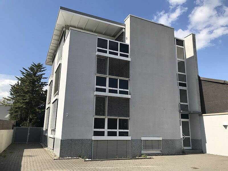 Moderne 2 Zimmer-Wohnung mit Loggia und EBK in Mainz-Oberstadt