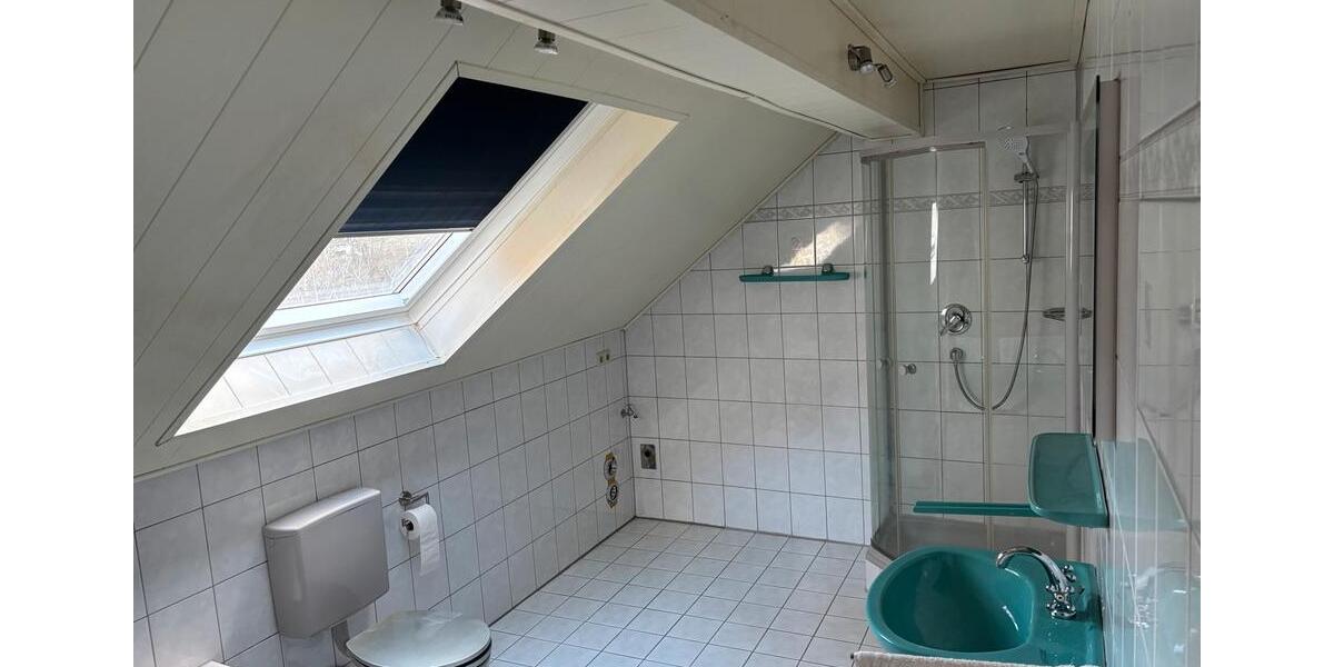 Mehrfamilienhaus, Wohnhaus Neckarbischofsheim - 8 Zimmer, 194 m&sup2;, 1.900&euro; | Angebot:25992356