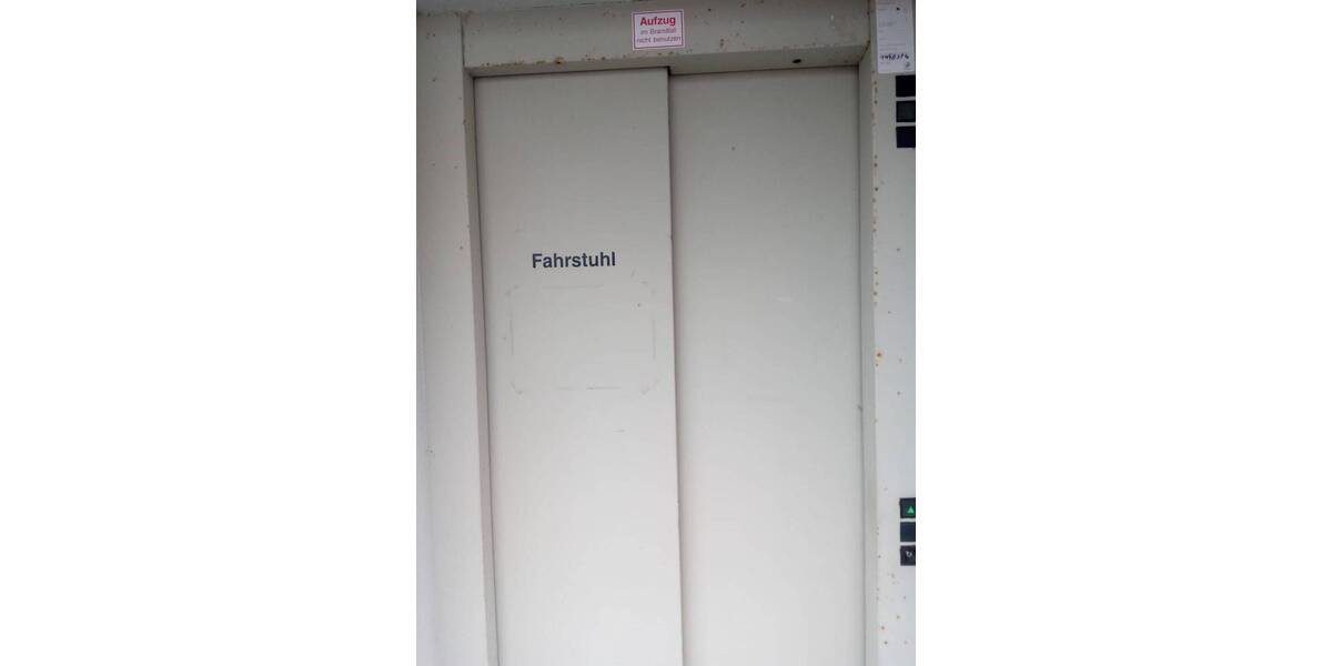 Gewerbeobjekt Senftenberg Thamm - 6 Zimmer, 140 m&sup2;, 1.000&euro; | Angebot:23986077