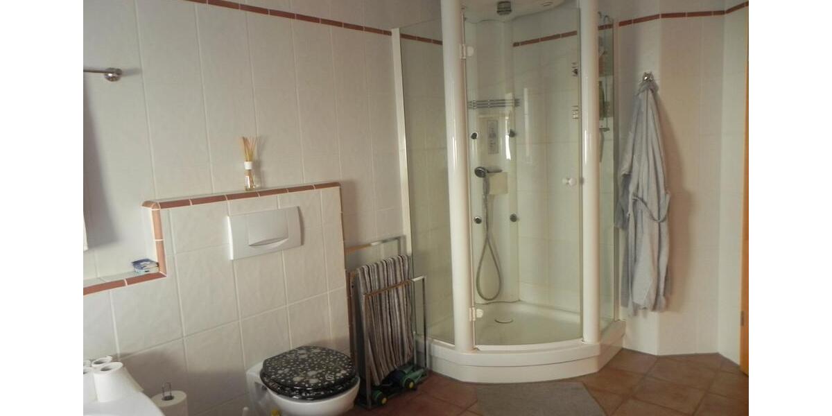 Einfamilienhaus Gangelt - 5 Zimmer, 180 m&sup2;, 1.870&euro; | Angebot:26086701