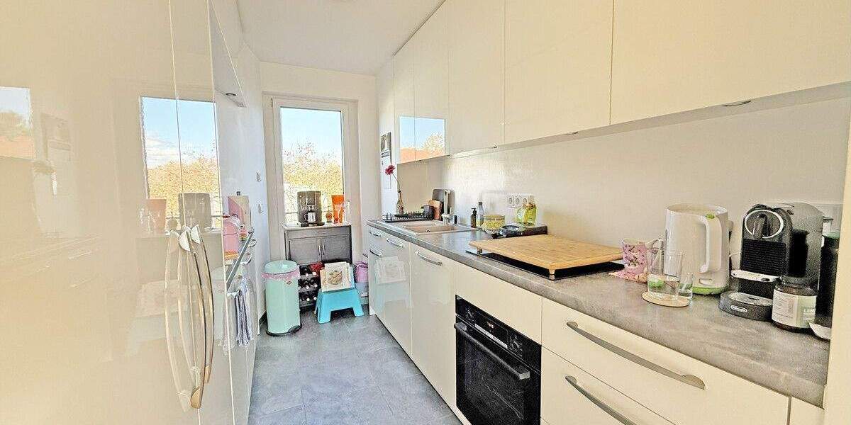 Etagenwohnung München / Pasing-Obermenzing Pasing-Obermenzing - 4 Zimmer, 135 m&sup2;, 2.900&euro; | Angebot:24423197