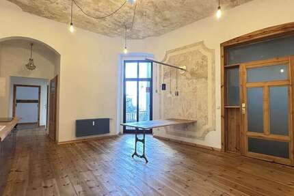 Wohnung Görlitz Innenstadt - 5 Zimmer, 133 m&sup2;, 840&euro; | Angebot:26024252