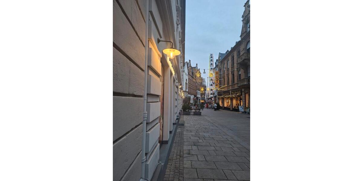 Etagenwohnung Wiesbaden - 2 Zimmer, 25 m&sup2;, 1.200&euro; | Angebot:26299950
