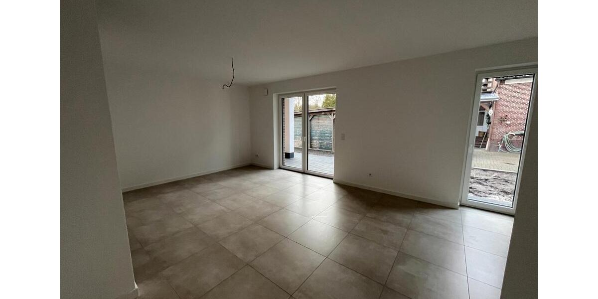 Erdgeschoßwohnung Ostrhauderfehn - 3 Zimmer, 86 m&sup2;, 820&euro; | Angebot:26561478