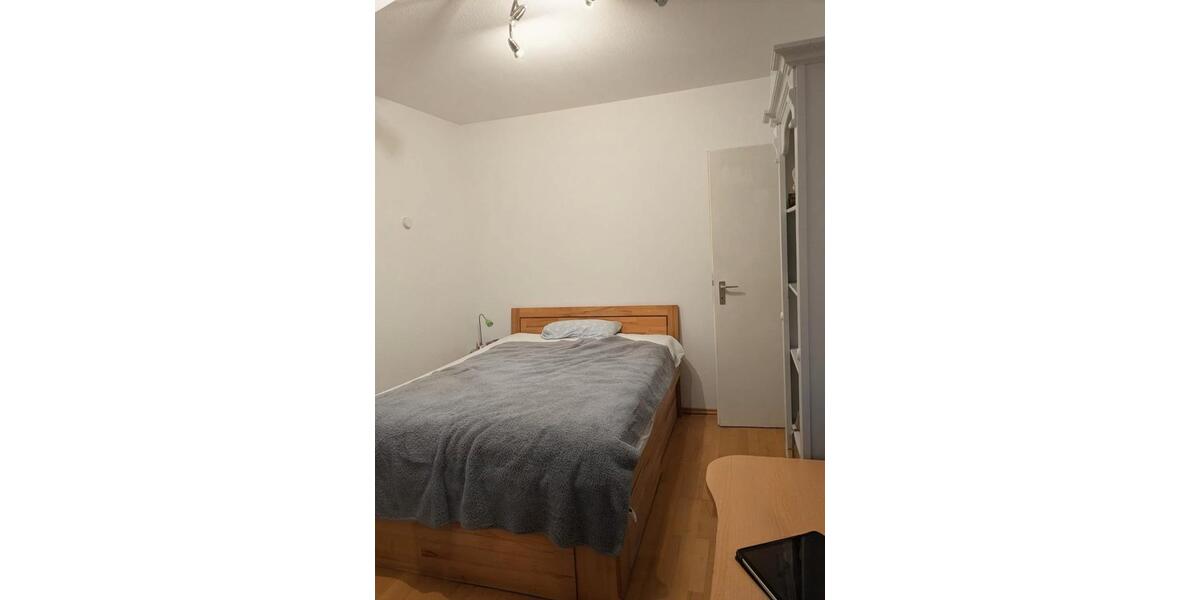 Dachgeschoßwohnung Aachen Aachen-Mitte - 3 Zimmer, 85 m&sup2;, 890&euro; | Angebot:26521900