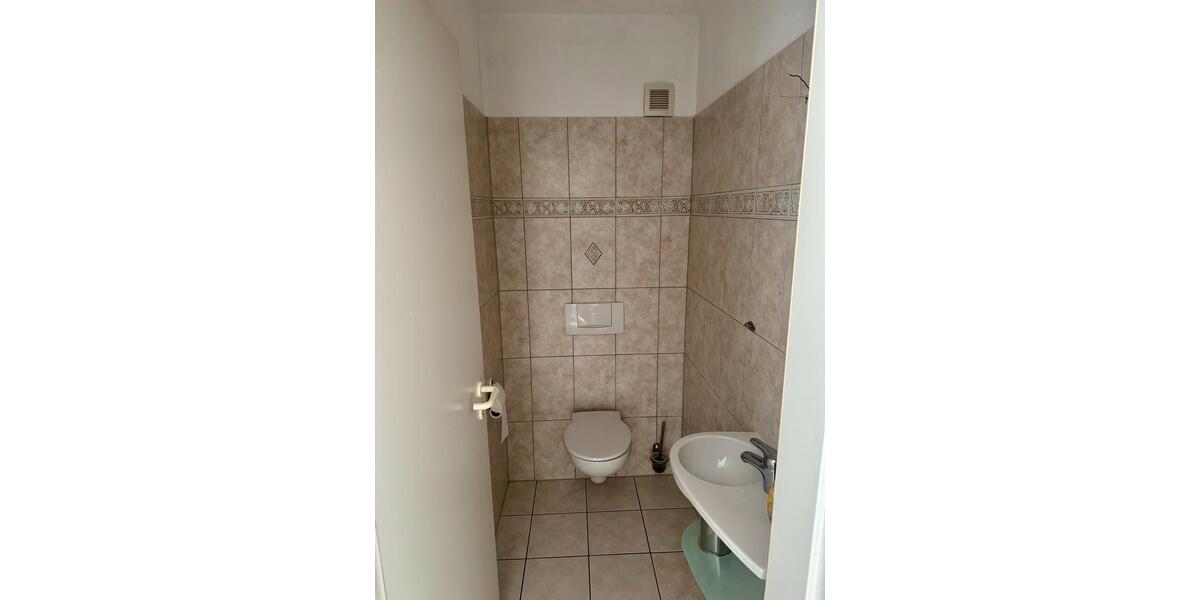 Etagenwohnung Erkrath - 2 Zimmer, 75 m&sup2;, 1.025&euro; | Angebot:26699635