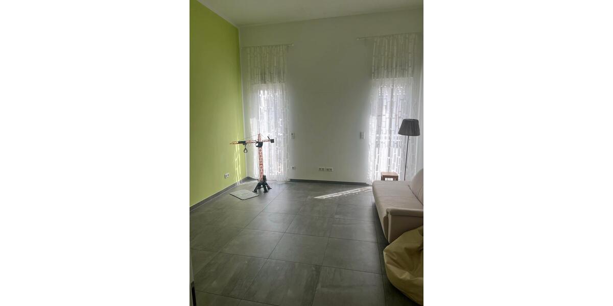 Wohnen auf Zeit Niedernhausen - 6 Zimmer, 215 m&sup2;, 525&euro; | Angebot:26419197