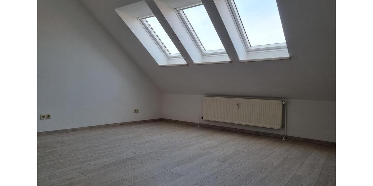 Dachgeschoßwohnung Halberstadt - 3 Zimmer, 87 m&sup2;, 524&euro; | Angebot:25865844