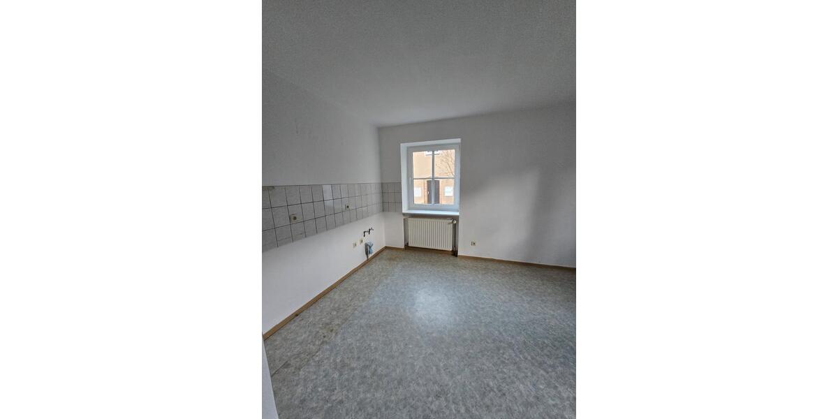 Etagenwohnung Bad Lauchstädt - 2 Zimmer, 46 m&sup2;, 280&euro; | Angebot:26610328