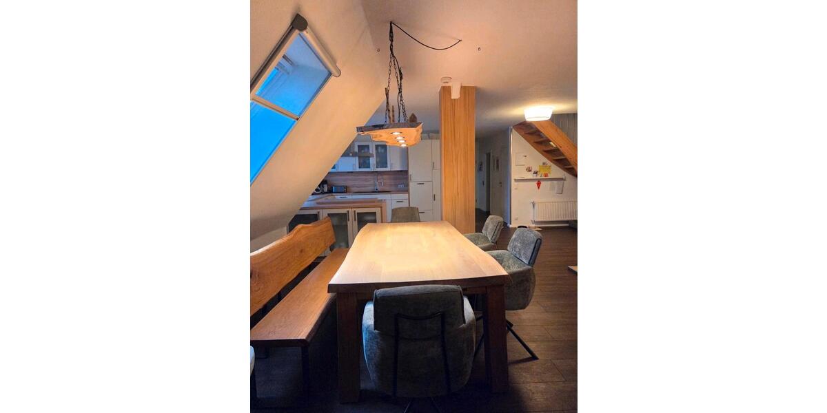 Dachgeschoßwohnung Fredenbeck - 3 Zimmer, 86 m&sup2;, 1.170&euro; | Angebot:26286164