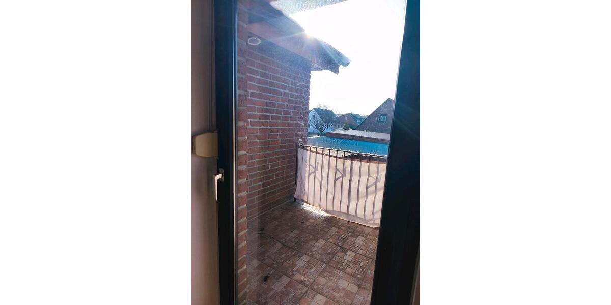 Etagenwohnung Nienburg (Weser) - 4 Zimmer, 90 m&sup2;, 1.000&euro; | Angebot:25418741