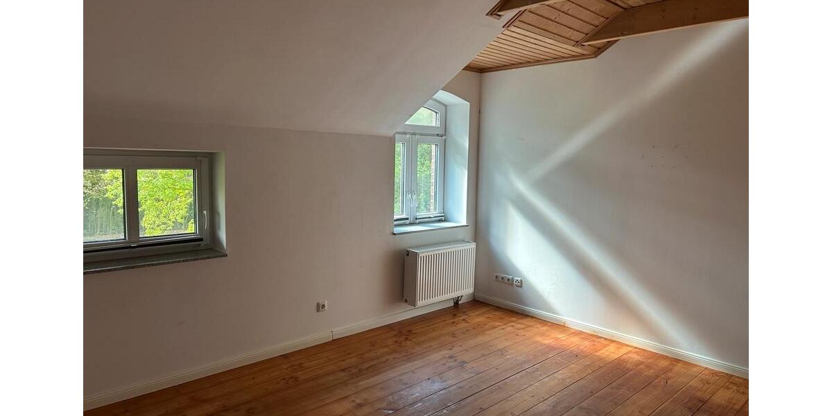 Etagenwohnung Drochtersen - 3 Zimmer, 100 m&sup2;, 880&euro; | Angebot:26394108