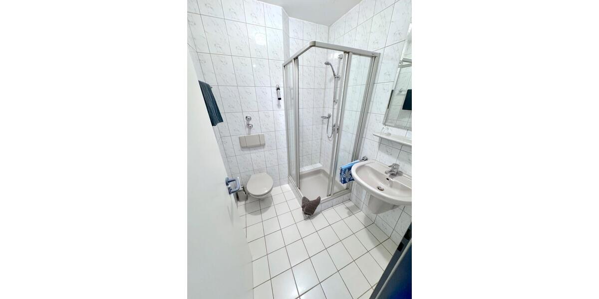 Wohnen auf Zeit Landau an der Isar - 5 Zimmer, 20 m&sup2;, 390&euro; | Angebot:26625566
