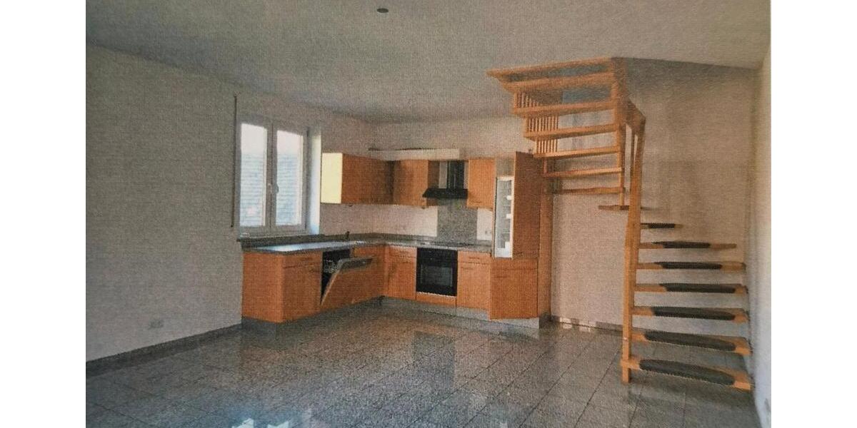 gepflegte 4 Zimmer Maisonette Wohnung teilmöbl. OT Burgkunstadt 4 zimmer