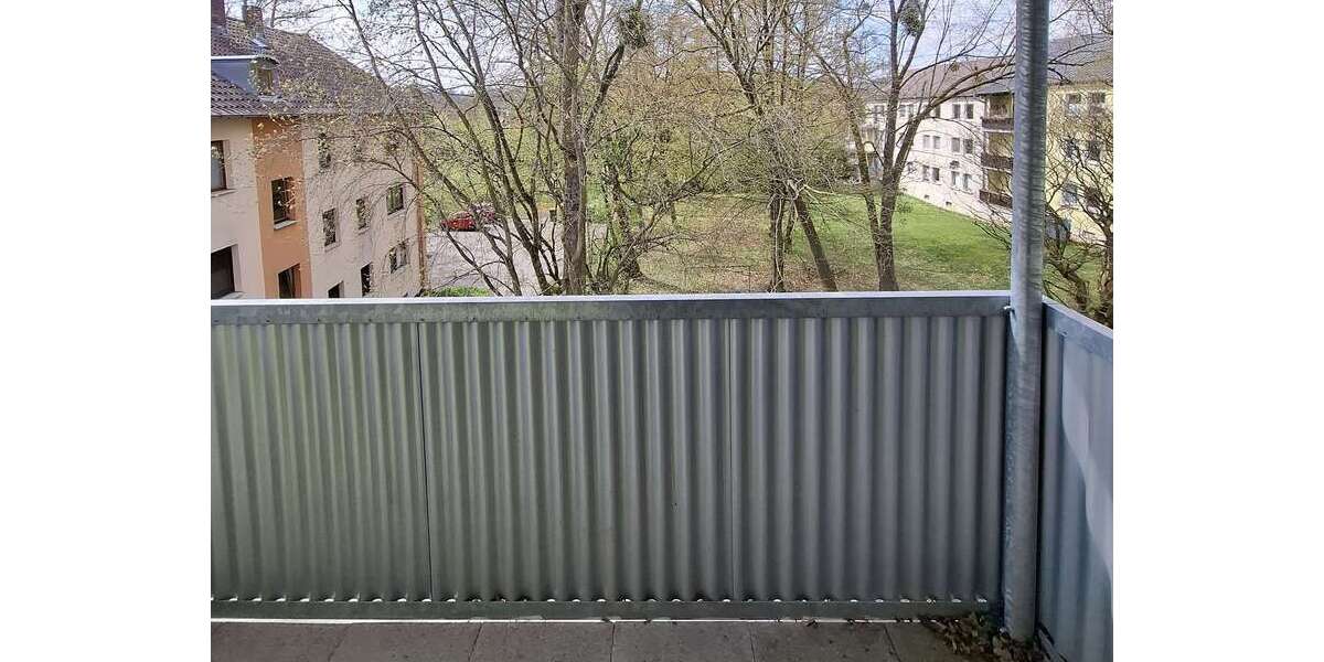 Etagenwohnung Coburg Neuses bei Coburg - 4 Zimmer, 76 m&sup2;, 760&euro; | Angebot:26503609