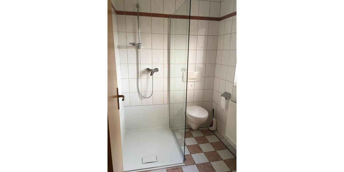 Dachgeschoßwohnung Ebensfeld - 2 Zimmer, 74 m&sup2;, 710&euro; | Angebot:26195886