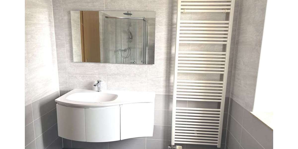 Etagenwohnung Zwickau Oberplanitz - 3 Zimmer, 78 m&sup2;, 550&euro; | Angebot:26827372